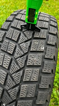 Zimne pneumatiky 215/70 R16 - 17