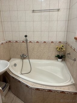 Predám 3 izbový byt - 17