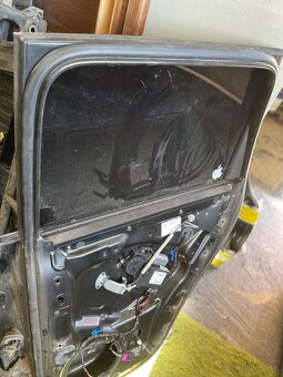 Volkswagen TOUAREG 3,2 - 17