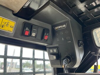 Nakladač smykovy Caterpillar 226B3, Bobcat, JCB, Kramer, UNC - 17