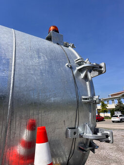 FEKAL IVECO EUROCARGO 2013-CISTERNA 10700L - 17