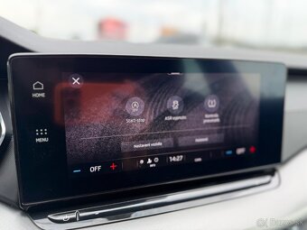 Škoda Octavia Combi 2.0 TDI SCR Ambition DSG - 17