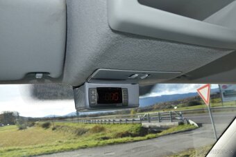 Volkswagen Transporter T5 LONG CHLADIAK - 17