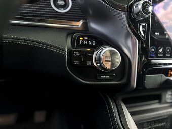 Dodge RAM 1500 5.7 HEMI Limited Black edition,Odpočet DPH - 17
