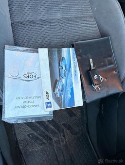 Peugeot 407 2.0 HDi navigace TZ - 17