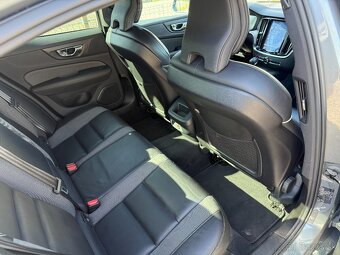 Volvo S60 T5 2.0 R-Design Geartronic.250ps.Harman/Cardon - 17