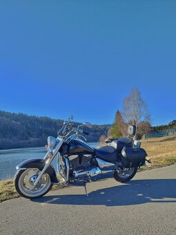 Suzuki Intruder 1500 - 17