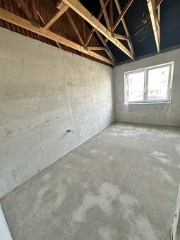 5 IZBOVÝ DOM V ŠTANDARDE Galanta Mládežnícka štvrť - 17