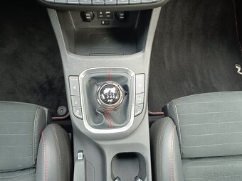 Hyundai I30 N Fastback Performance,rok 2020,najeto: 97.074KM - 17