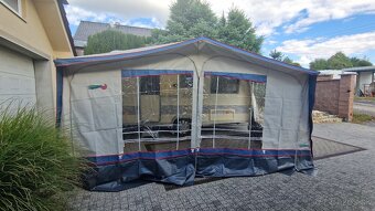 karavan Adria 390 4miest 795/1100kg, .,poschodová posteľ - 17