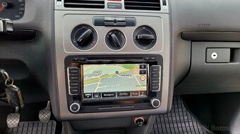 Volkswagen Touran 1.9 TDI BMT Conceptline - 17