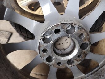 Audi sada alu +pneu 17" - 17