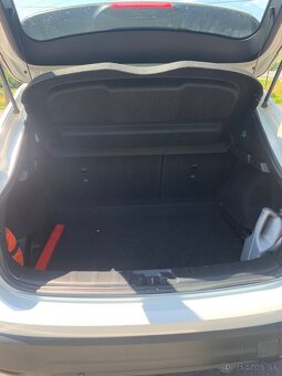 Nissan Qashqai 1,5 DCI, 81 KW, r.v.: 2015 - nová STK - 17