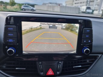 Hyundai i30 Combi 1.4 Benzín 74kw - 17