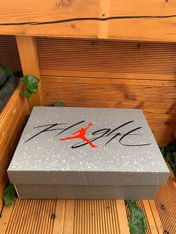 Jordan 4 CUSTOM - 17