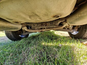 Rozpredam subaru forester 2.0D rv.2011 - 17