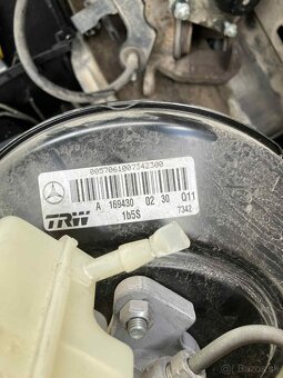 predám nahradné diely mercedes B 170 w245 - 17