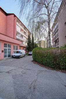 Veľký 2 izbový byt s tromi loggiami (64 m2 + 3x 3,2 m2) - 17