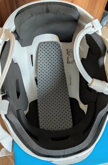 HOKEJOVÁ HELMA - 17