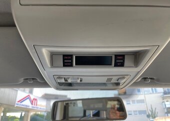 VOLKSWAGEN TRANSPORTER T5 2.0 TDI 103kw FACELIFT 9 MIEST - 17