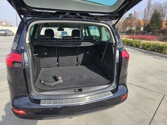 Opel Zafira Tourer / 1.6 CDTI, 7-miestne - 17