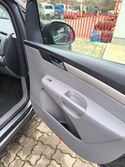 Alhambra 2.0 TDI 103kw 7-miestne - 17