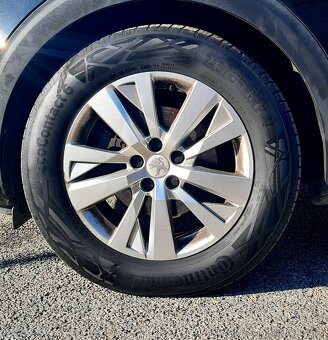 Predám Peugeot 5008 1.5 BlueHDi 130k Active (7-miestne) - 17