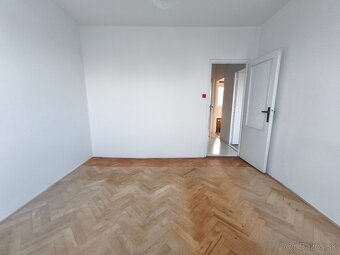 PREDAJ 3,5- izbový byt v úplnom centre mesta - 17