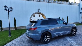 Volkswagen Touareg ,R line,3,0 TDI ,210kw.full výbava, - 17