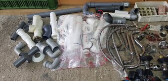 Vodo-inštalatérsky material 3 - 17