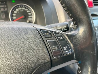 Honda CR-V 2.2 i-CTDi Elegance 103 kW, 4x4 - 17
