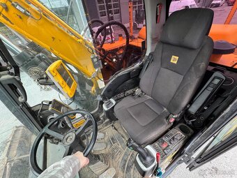 Kolový otočný bagr JCB JW170 E - 17