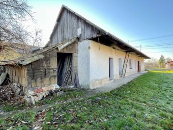 Na predaj veľký pozemok 1459 m² so starším RD v Bystričanoch - 17