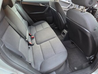 Audi A3 1.6 Premium - 17