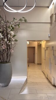 Prenájom kancelárií v historickej budove v centre Bratislavy - 17