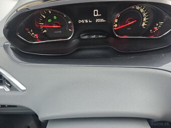 Predám Peugeot 208 1.2 benzín 45000km - 17