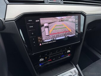 Volkswagen Passat Variant model 2021 - 17