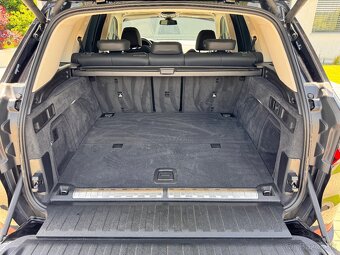 BMW X5 45e xDrive - 360 kamery - vzduch - 17