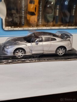 Nissan modely 1:43 - 17