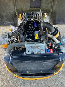 Minibagr JCB 8008CTS - 17