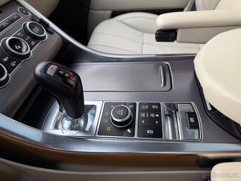 Range Rover Sport 3.0 SDV6 Autobiography - 17