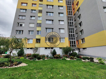 Na predaj 3 izbový byt Bratislava-Petržalka-Hrobákova ul. - 17