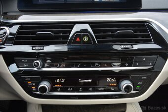 BMW rad 5 3.00 Drive, automat, koža, TopStav - 17