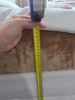 Čalúnená posteľ 180x200 s matracmi - 17