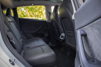 TESLA Y LongRange - 17