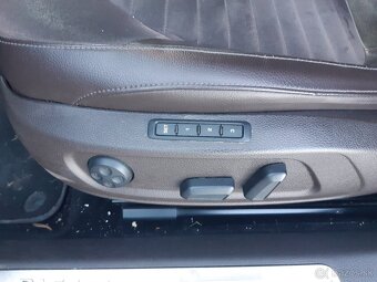 VOLKSWAGEN PASSAT 2 O TDi r.v 2011 - 17