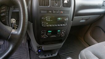 Chrysler Grand Voyager 2.5 CRD, 105 kW – 7-miestny, krásny s - 17
