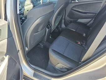 HYUNDAI TUCSON 2.0CRDI PREMIUM 4X4 - 17