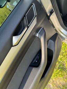 Volkswagen Passat B8 2.0 TDI BMT - 17