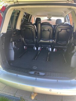 Citroen c8 2,2 Hdi  126kw - 17